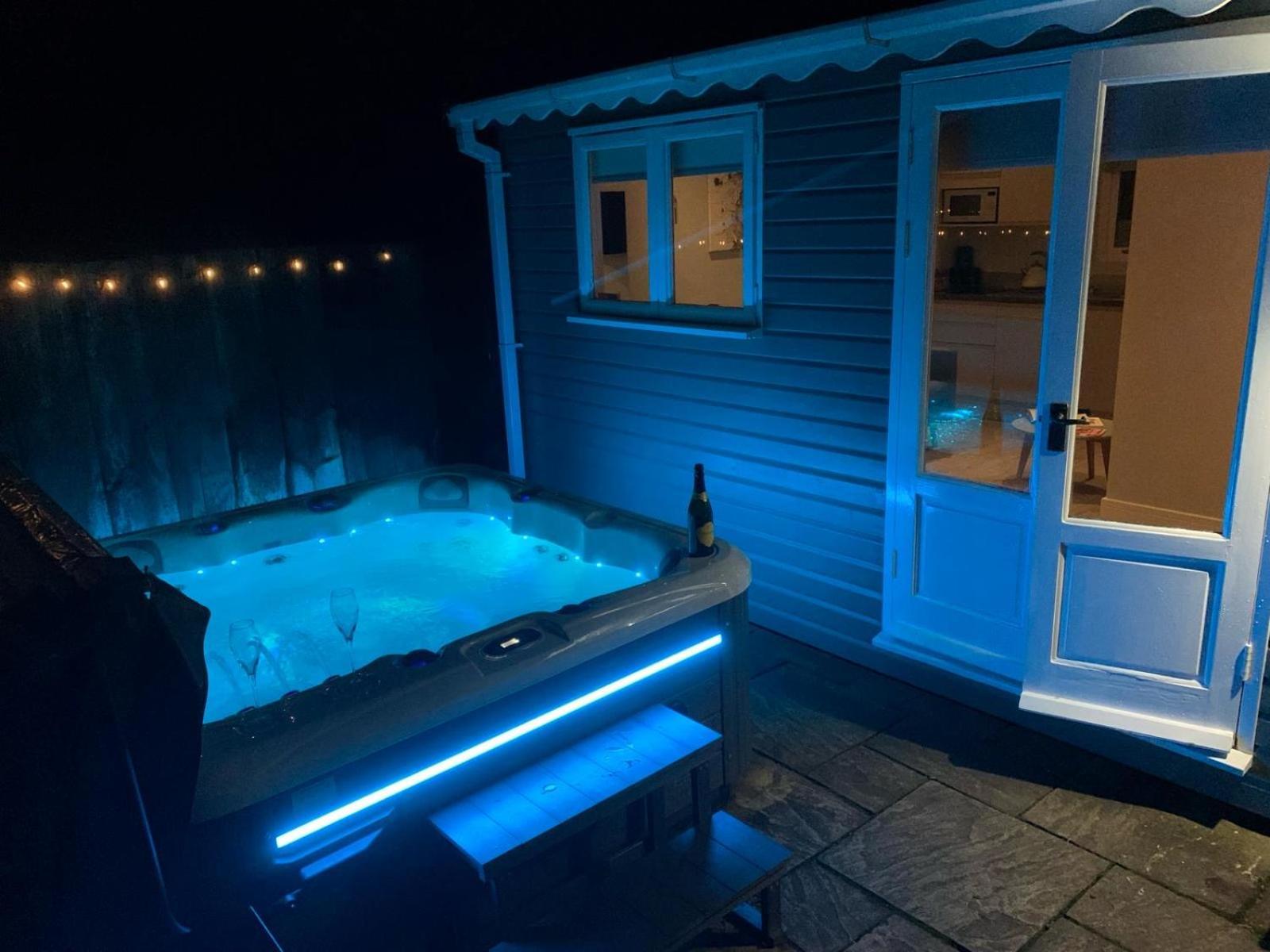 The Summerhouse, Countryside Retreat With Private Hot Tub Bridgnorth Exteriör bild